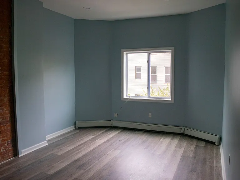 62 Shelton Ave — Photo 4