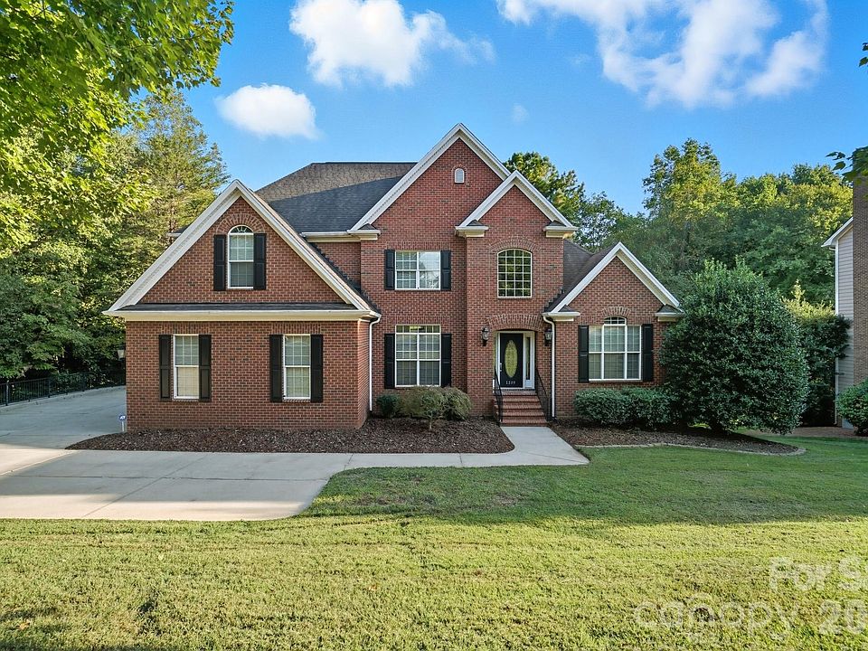 1st image of 1209 Mossbank Pl