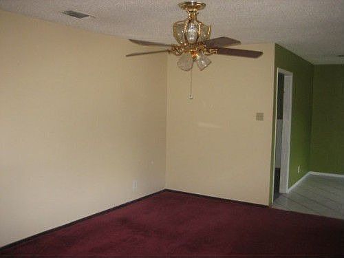 3rd image of 6700 Larue Cir