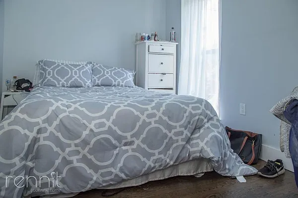 Rented by Rennit Inc. | media 37