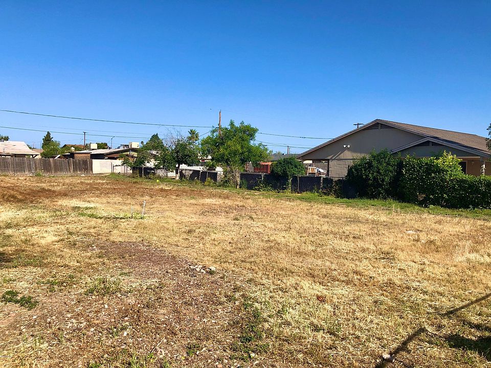 2nd image of 13902 N Primrose St Lot 17
