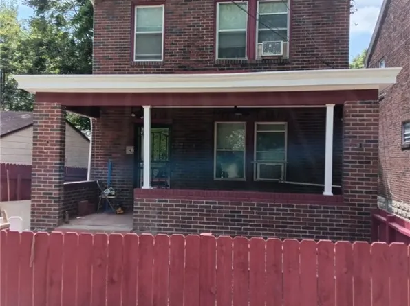 649 Singer Pl, Pittsburgh, PA 15221