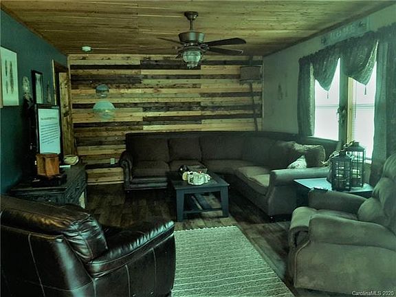 5th image of 520 Hibriten Dr SW