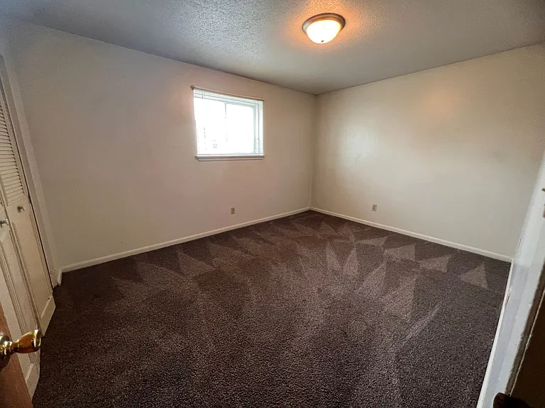 1905 University Dr #B — Photo 19