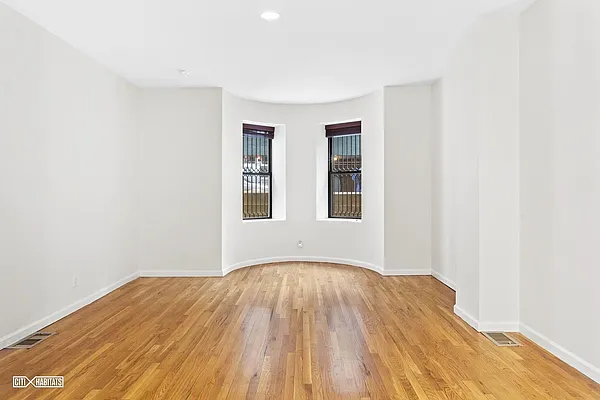 Rented by Citi Habitats | media 2