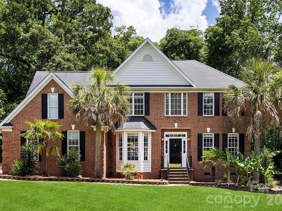 1st image of 6520 Hollow Oak Dr