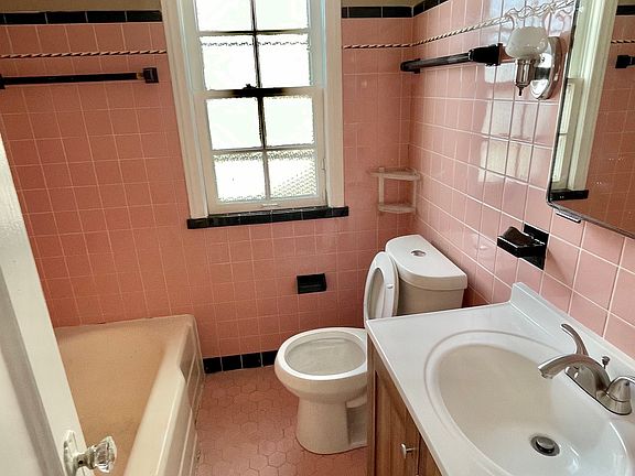Bathroom_03252021