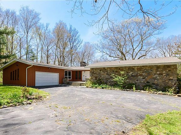 4th image of 81 Vista Dr