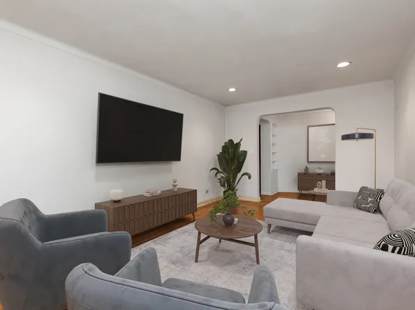 76-12 35th Avenue image 5 of 21