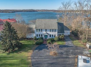 208 Ferry Point Rd, Burgess, VA 22432