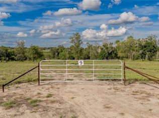 24 Left Rd, Victoria, TX 77905