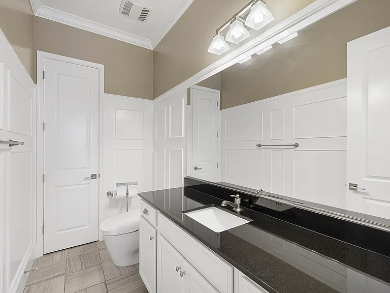 83 Adair Ct — Photo 32
