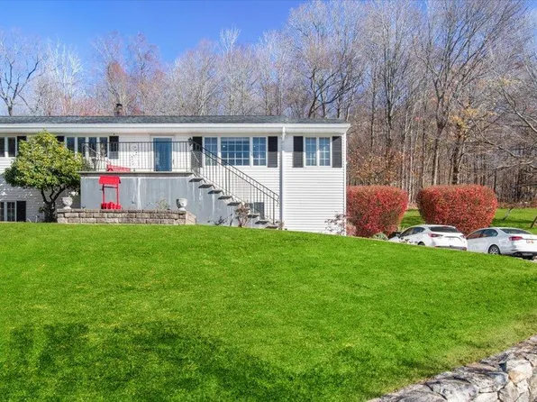 43 Lakeview Road, Carmel, NY 10512