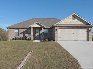 424 Pioneer Orchard Rd, Jackson, MO 63755