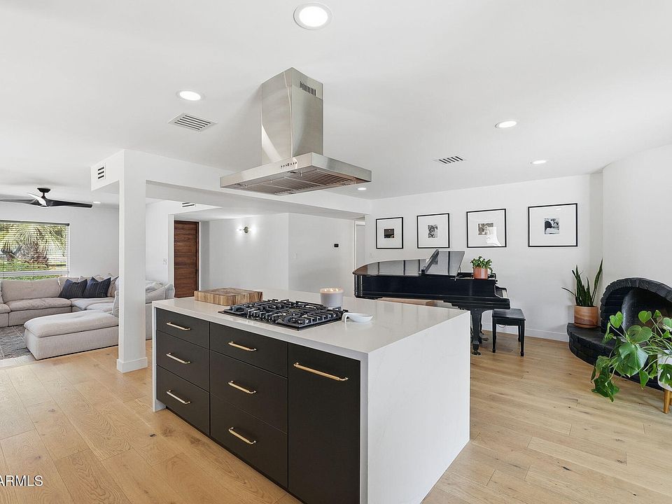 1st image of 3601 E CHOLLA Street