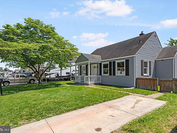 3rd image of 8103 Cornwall Rd