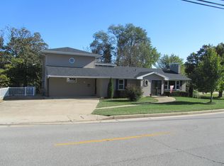 1601 Green Berry Rd, Jefferson City, MO 65101