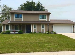 1016 Easton Trl, Fort Wayne, IN 46825