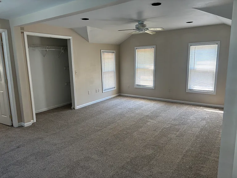 21 S Goodman St #1 — Photo 14