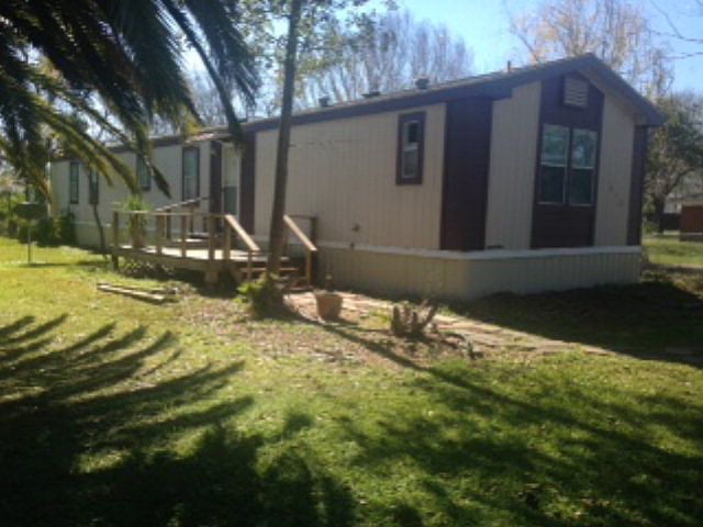 1st image of 213 E Elizabeth Ave