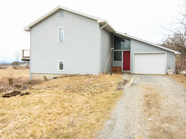 201 Locust Lane, Ferrisburgh, VT 05456