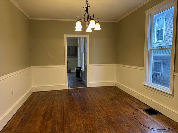 4th image of 432 Mulberry St