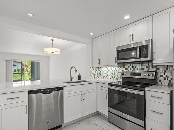 4th image of 3090 Holiday Springs Boulevard Unit 109
