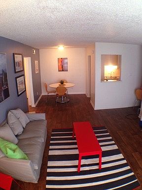 3rd image of 2520 Elmont Dr APT 202