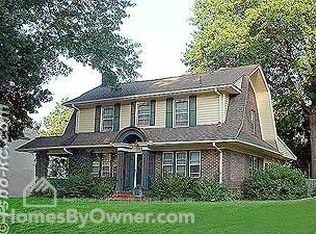 700 S Procter Pl, Independence, MO 64052