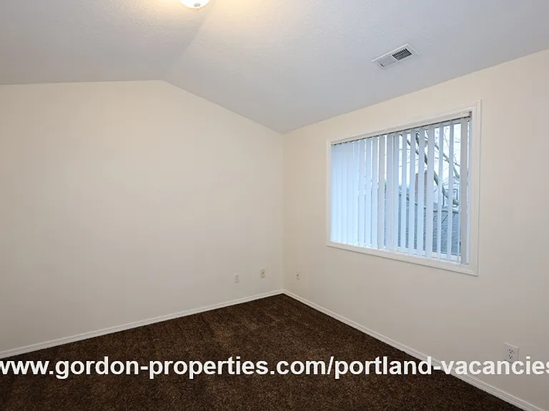 5254 SE 73rd Ave — Photo 29