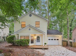 8393 Lake Dr, Snellville, GA 30039