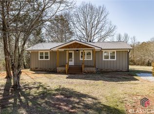 1174 Apple Valley Rd, Commerce, GA 30529