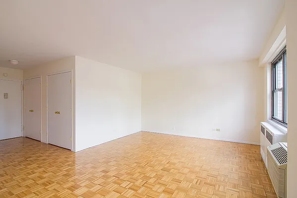 Rented by CitySites Real Estate Group | media 2