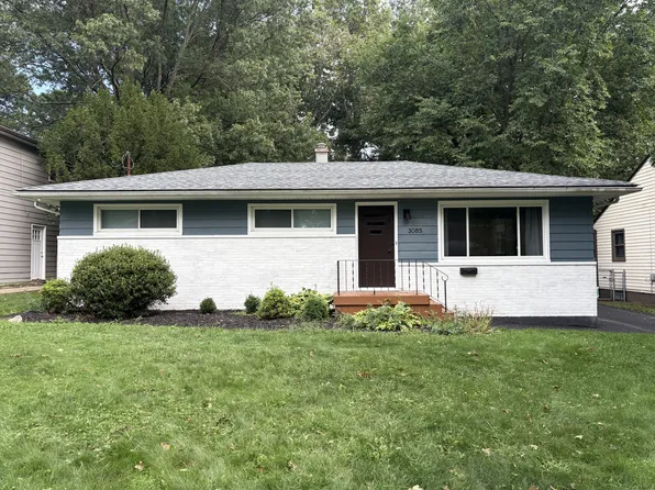 3085 Englewood Dr, Stow, OH 44224