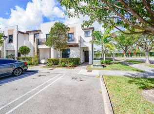 20814 NE 5th Ct, Miami, FL 33179