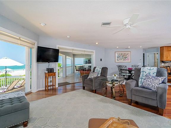 5th image of 55 Meredith Dr