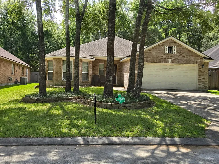 26 Prairie Oak Dr — Photo 1