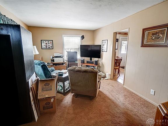 3rd image of 2030 Suman Ave