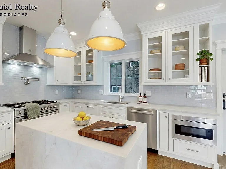 103 Sumner Rd #B — Photo 6