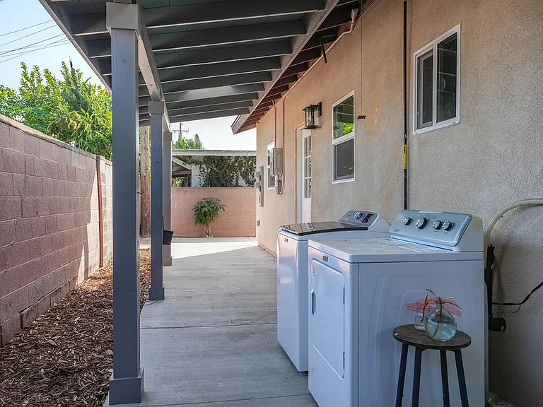 13644 Palomar St — Photo 38