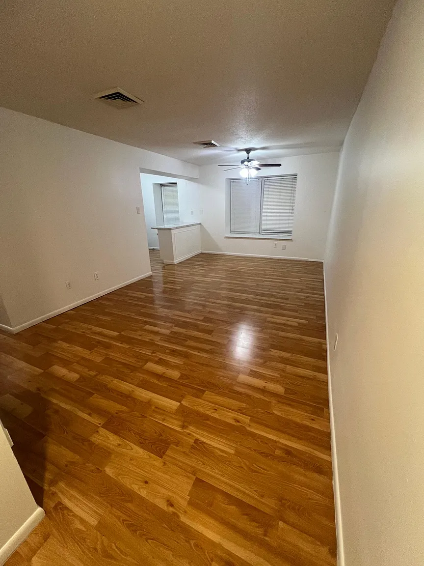 1714 Herault Pl APT H photo 1
