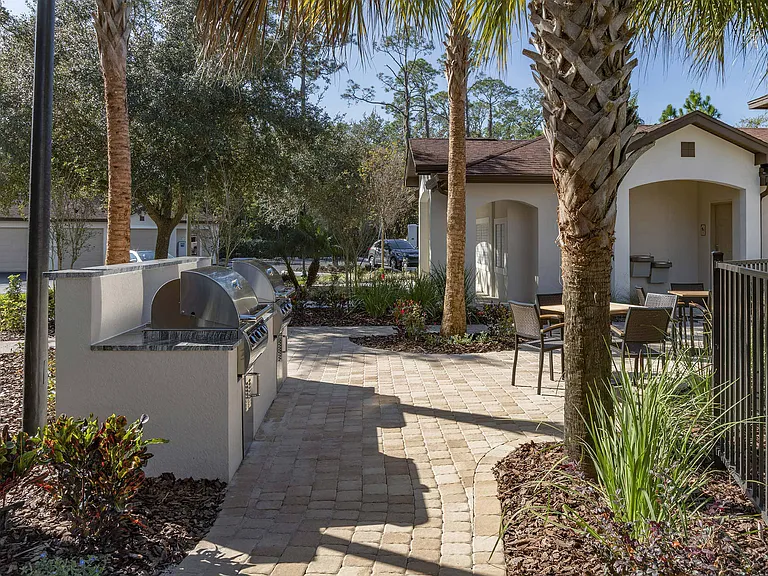 Tuscan Reserve Apartments — Photo 27