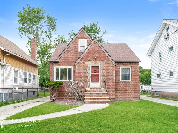 18119 Windward Rd, Cleveland, OH 44119