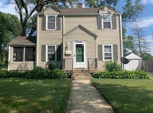 1726 Ohio Pkwy, Rockford, IL 61108