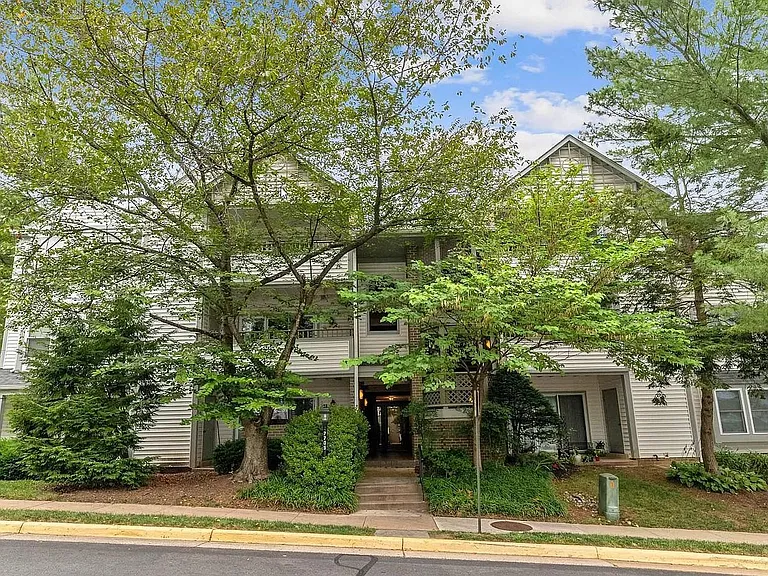 7705 Lafayette Forest Dr #34 — Photo 3