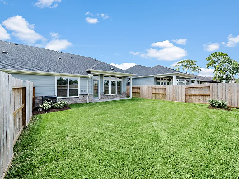 1718 Forest Mist Dr — Photo 32