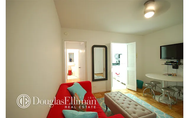 Rented by Douglas Elliman | media 2