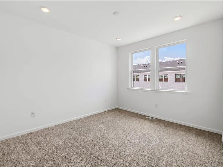 200 Balsam St #208 — Photo 18