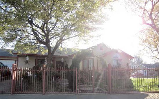 2nd image of 2018 Mission Valley Ln