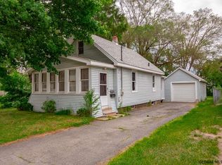 1001 Vincent Ave, Schenectady, NY 12306